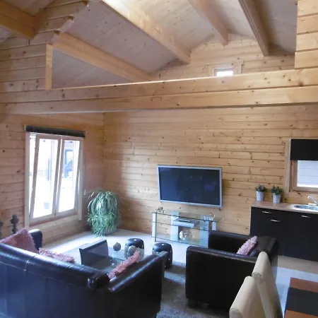 Chalet Fleuren Malden